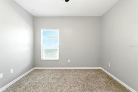 House in Eustis, Florida 4 bedrooms, 192.68 sq.m. № 1847818 - photo 22