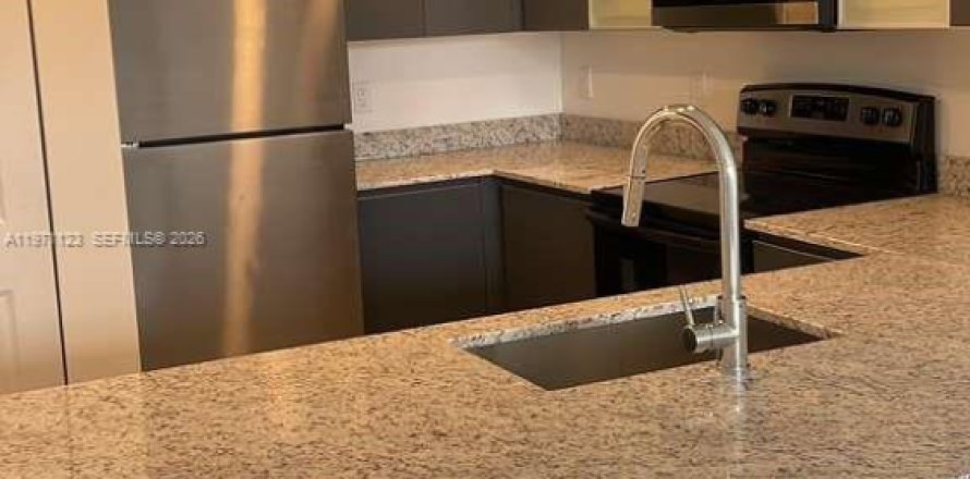 Condo in Orlando, Florida, 1 bedroom  № 2032556