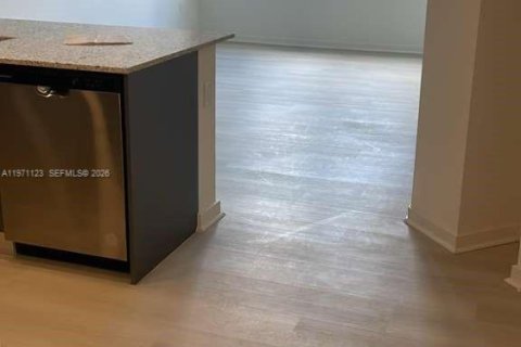 Condo in Orlando, Florida, 1 bedroom  № 2032556 - photo 4