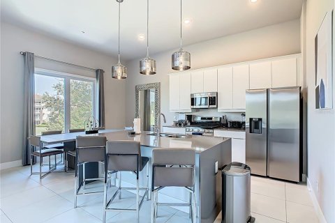 Condominio en alquiler en Four Corners, Florida, 5 dormitorios, 244.33 m2 № 2118322 - foto 16