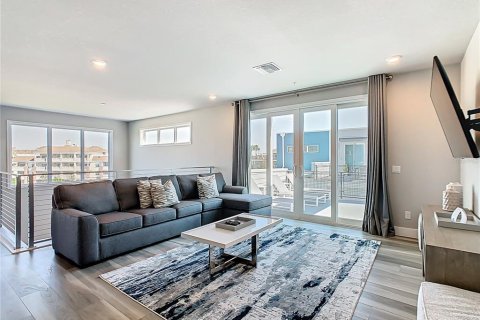 Condominio en alquiler en Four Corners, Florida, 5 dormitorios, 244.33 m2 № 2118322 - foto 22