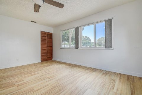 Villa ou maison à vendre à Saint Petersburg, Floride: 5 chambres, 176.24 m2 № 2199892 - photo 30