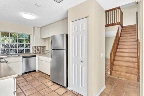 House in Weston, Florida 2 bedrooms, 130.99 sq.m. № 1984249 - photo 8