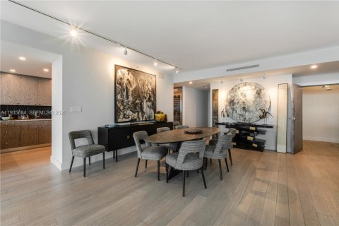 Condominio en alquiler en Key Biscayne, Florida, 3 dormitorios, 341.88 m2 № 1993813 - foto 13