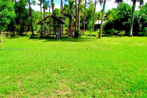 Villa ou maison à vendre à West Palm Beach, Floride: 3 chambres, 189.61 m2 № 2007296 - photo 17