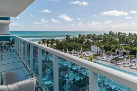 Condo in Miami Beach, Florida, 2 bedrooms  № 2052765 - photo 14