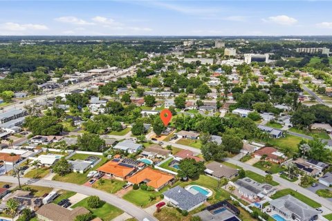 Дом в Ларго, Флорида 8 комнат, 103.31м2 № 2152290