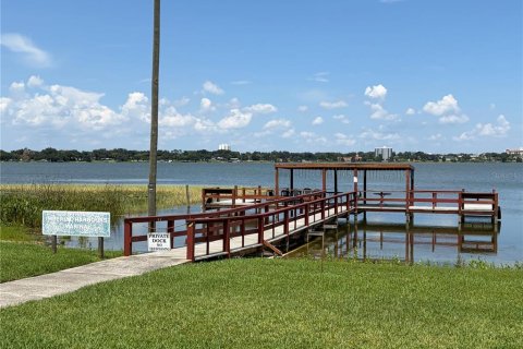 Condo in Winter Haven, Florida, 3 bedrooms  № 2222604 - photo 28