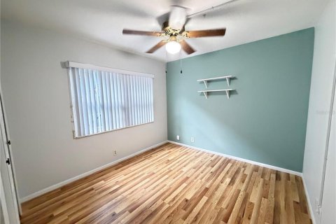 Condo in Winter Haven, Florida, 3 bedrooms  № 2222604 - photo 13