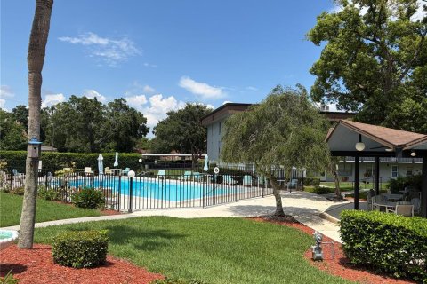 Condo in Winter Haven, Florida, 3 bedrooms  № 2222604 - photo 26