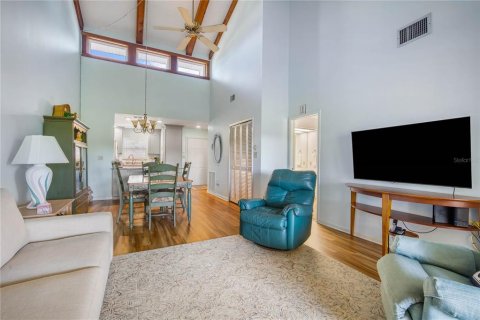 Condominio en alquiler en Mulberry, Florida, 3 dormitorios, 114.08 m2 № 1793332 - foto 13