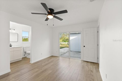 House in Port Orange, Florida 3 bedrooms, 109.44 sq.m. № 1578297 - photo 23