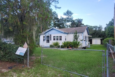 House in Gainesville, Florida 2 bedrooms, 75.81 sq.m. № 2220772