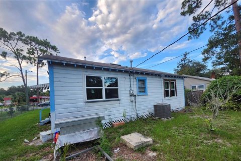 House in Gainesville, Florida 2 bedrooms, 75.81 sq.m. № 2220772 - photo 8