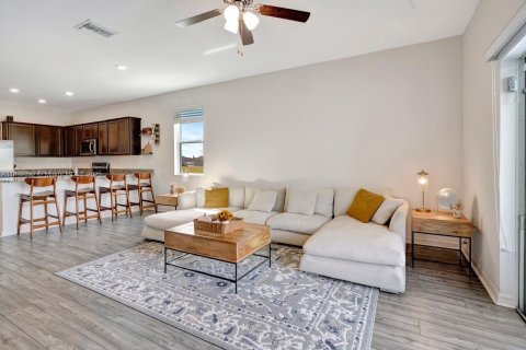 Casa en venta en Cape Coral, Florida, 4 dormitorios, 172.15 m2 № 1945816 - foto 15