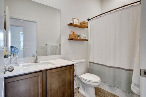 Casa en venta en Cape Coral, Florida, 4 dormitorios, 172.15 m2 № 1945816 - foto 27