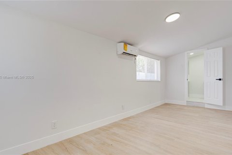 Villa ou maison à vendre à Lauderhill, Floride: 3 chambres, 77.67 m2 № 1850374 - photo 22