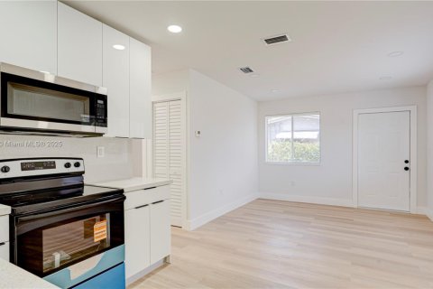 Villa ou maison à vendre à Lauderhill, Floride: 3 chambres, 77.67 m2 № 1850374 - photo 8