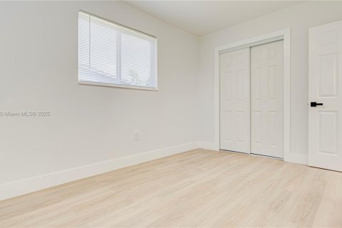 Villa ou maison à vendre à Lauderhill, Floride: 3 chambres, 77.67 m2 № 1850374 - photo 14