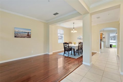 House in Orlando, Florida 4 bedrooms, 263.19 sq.m. № 1548123 - photo 12