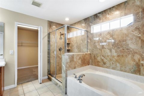 House in Orlando, Florida 4 bedrooms, 263.19 sq.m. № 1548123 - photo 27