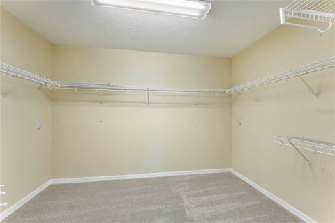 House in Orlando, Florida 4 bedrooms, 263.19 sq.m. № 1548123 - photo 29