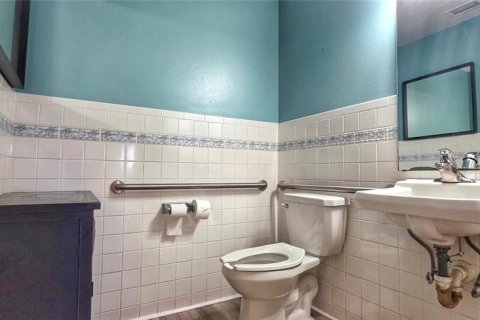 Propiedad comercial en alquiler en Hudson, Florida, 1254.18 m2 № 2166786 - foto 30