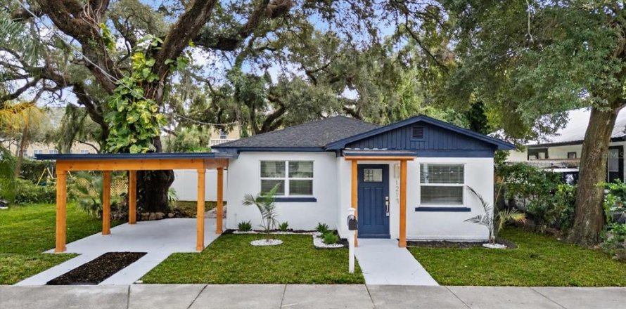 Villa ou maison à Tampa, Floride 2 chambres, 93.46 m2 № 2414059