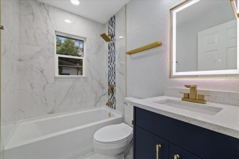 Villa ou maison à vendre à Tampa, Floride: 2 chambres, 93.46 m2 № 2414059 - photo 14