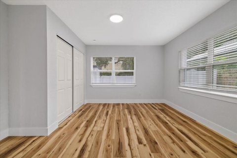 Villa ou maison à vendre à Tampa, Floride: 2 chambres, 93.46 m2 № 2414059 - photo 20