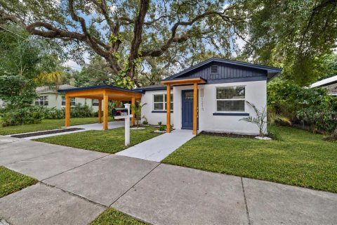 Villa ou maison à vendre à Tampa, Floride: 2 chambres, 93.46 m2 № 2414059 - photo 3