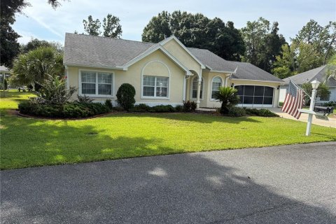 House in Ocala, Florida 3 bedrooms, 173.63 sq.m. № 1902565 - photo 2