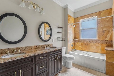Villa ou maison à vendre à Plant City, Floride: 5 chambres, 474.92 m2 № 2197062 - photo 23