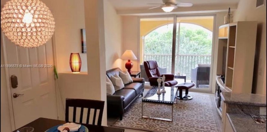 Condo in Fort Myers, Florida, 2 bedrooms  № 2014433