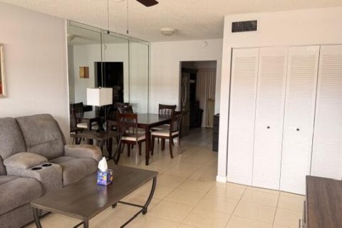 Copropriété à vendre à Delray Beach, Floride: 1 chambre, 56.67 m2 № 2087941 - photo 2
