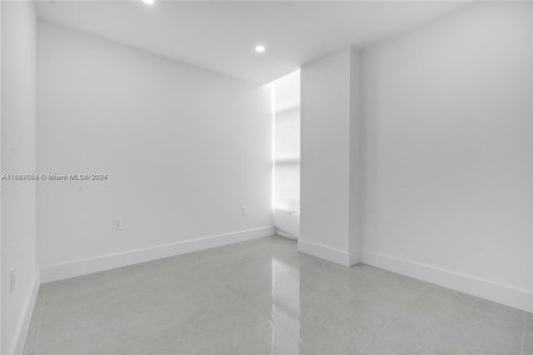 Condominio en alquiler en Aventura, Florida, 3 dormitorios, 120.12 m2 № 1936986 - foto 25