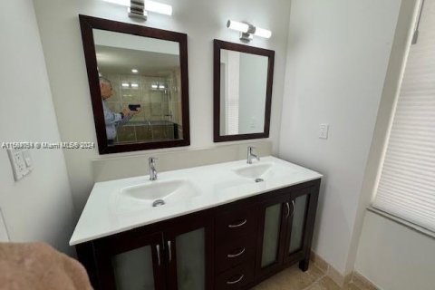 Copropriété à louer à Aventura, Floride: 3 chambres, 120.12 m2 № 1936986 - photo 17