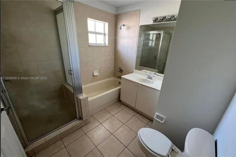 Townhouse in Homestead, Florida 4 bedrooms, 172.89 sq.m. № 1804378 - photo 29