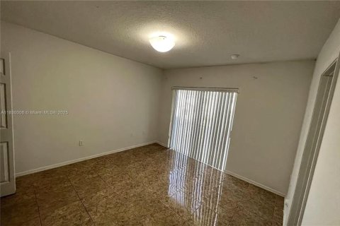 Townhouse in Homestead, Florida 4 bedrooms, 172.89 sq.m. № 1804378 - photo 27