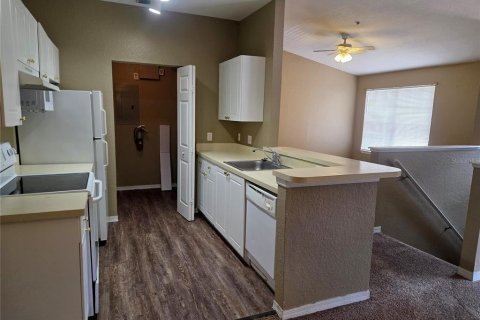 Condo in Altamonte Springs, Florida, 3 bedrooms  № 2237691 - photo 3