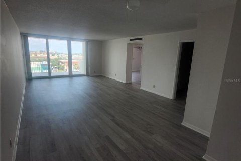 Copropriété à louer à Clearwater, Floride: 1 chambre, 103.21 m2 № 2094668 - photo 26