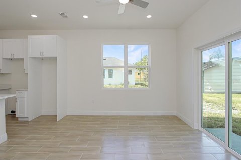 Villa ou maison à vendre à Sanford, Floride: 3 chambres, 134.43 m2 № 2284455 - photo 17