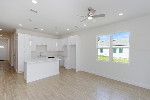 Villa ou maison à vendre à Sanford, Floride: 3 chambres, 134.43 m2 № 2284455 - photo 16