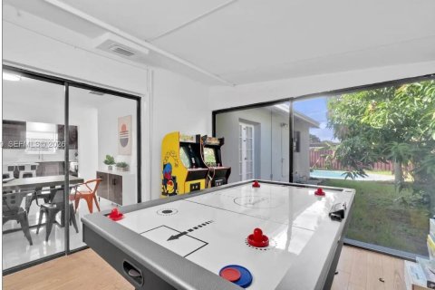 Купить виллу или дом в Форт-Лодердейл, Флорида 5 спален, 196.77м2, № 2051971 - фото 20