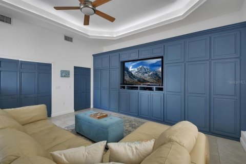 Casa en venta en New Smyrna Beach, Florida, 3 dormitorios, 222.97 m2 № 2151453 - foto 17