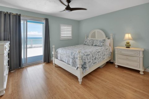 Casa en venta en New Smyrna Beach, Florida, 3 dormitorios, 222.97 m2 № 2151453 - foto 28
