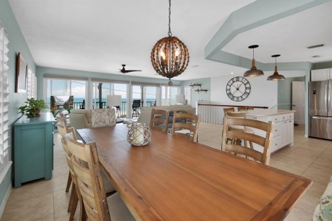Casa en venta en New Smyrna Beach, Florida, 3 dormitorios, 222.97 m2 № 2151453 - foto 15
