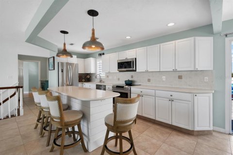 Casa en venta en New Smyrna Beach, Florida, 3 dormitorios, 222.97 m2 № 2151453 - foto 12