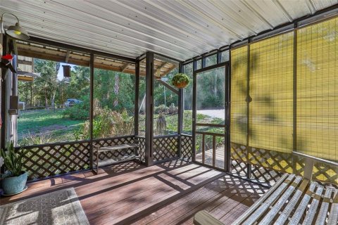 House in Fort MC Coy, Florida 2 bedrooms, 89.19 sq.m. № 2091935 - photo 17
