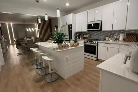 Touwnhouse à vendre à Orlando, Floride: 3 chambres, 150.5 m2 № 2436724 - photo 6